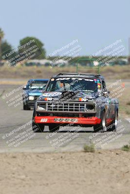 media/Sep-28-2025-24 Hours of Lemons (Sun) [[5dfe0e5f6e]]/11am (Cotton Corners)/